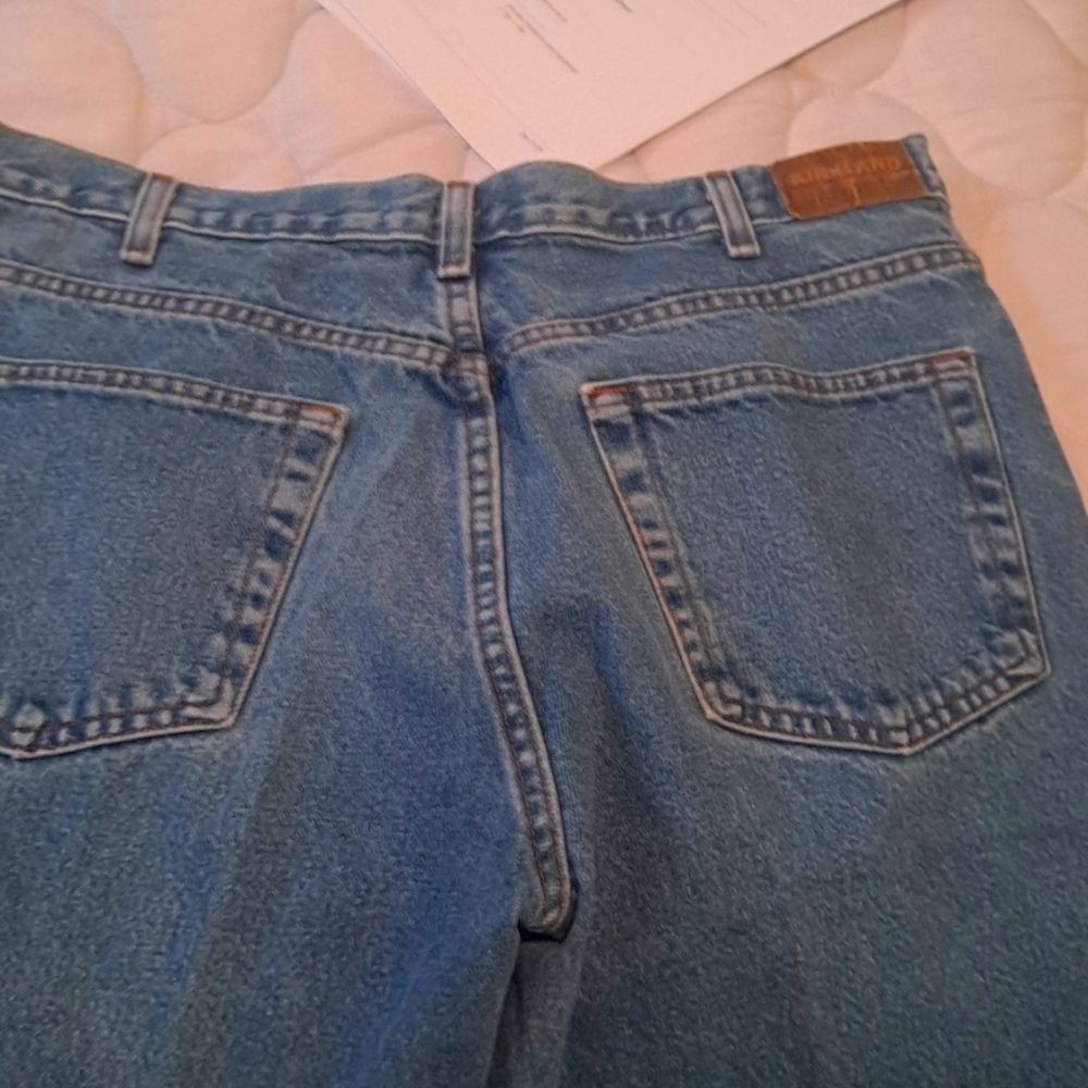 Men's Kirkland size 34x30